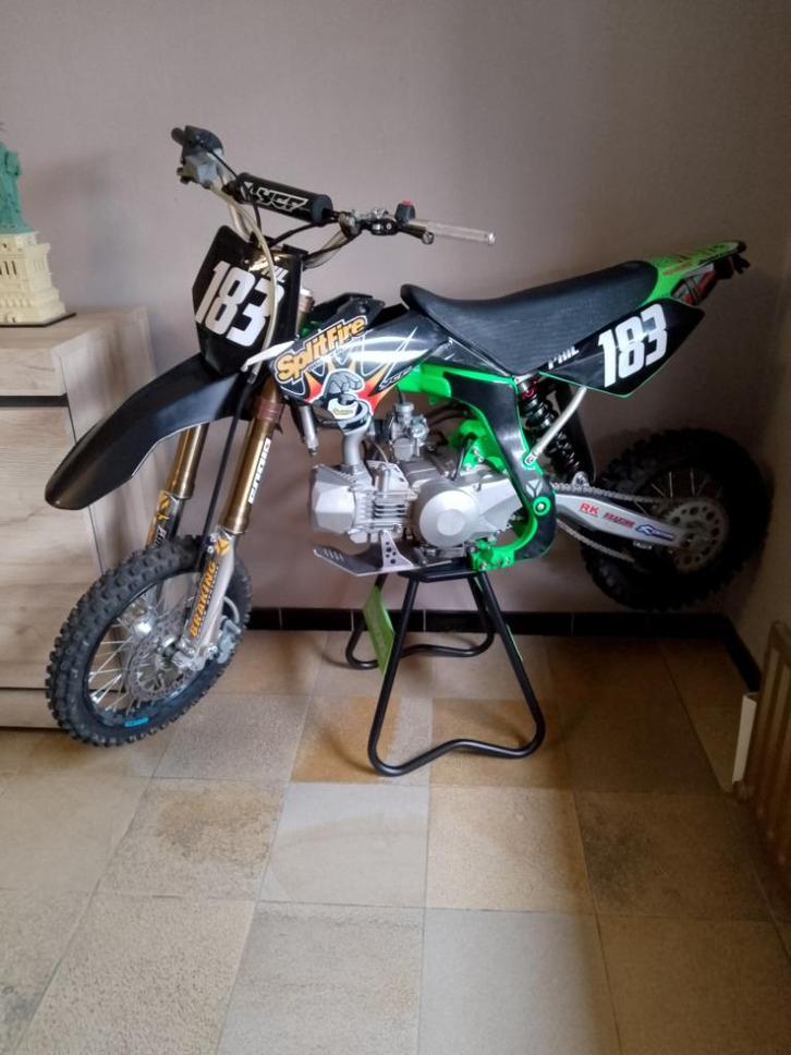 YCF SP3 factory pitbike 190 Daytona, Fietsen en Brommers, Minibikes, Midibikes en Pitbikes, Zo goed als nieuw, Pitbike, Ophalen
