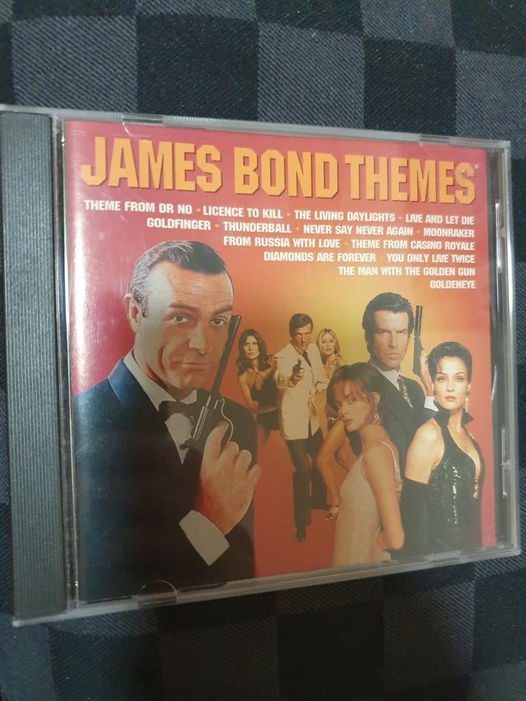 James bond themes, Cd's en Dvd's, Cd's | Filmmuziek en Soundtracks, Verzenden, Gebruikt