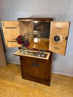 Gratis bezorging!Art Deco Vintage Notenhouten Barkast1920-40, Ophalen of Verzenden