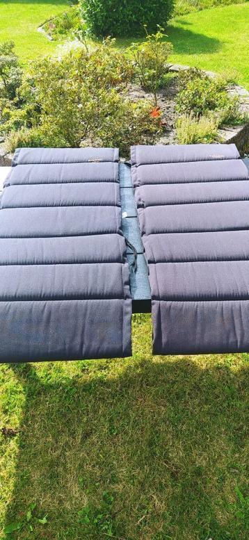 2x Tuinstoel Kussen beschikbaar voor biedingen