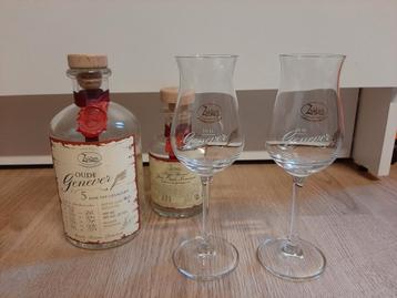 2 Zuidam glaasjes met (lege) flessen beschikbaar voor biedingen