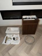 Donkerbruin wastafel inclusief gouden kraan, Minder dan 50 cm, Nieuw, Ophalen of Verzenden, Minder dan 100 cm