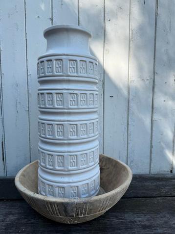 WG Vaas 268-51 Wit  vintage  beschikbaar voor biedingen