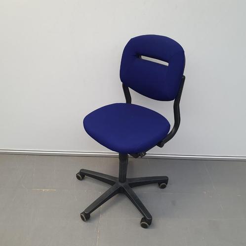 Ahrend 220 bureaustoel EXTRA BREED - blauwe stof, Huis en Inrichting, Bureaustoelen, Gebruikt, Bureaustoel, Ophalen