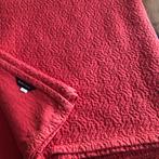 Grote plaid Bijenkorf Home rood ca. 260x266 cm zga nieuw, Ophalen of Verzenden, Zo goed als nieuw