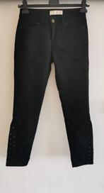 ZARA jeans met studs mt. 38, Kleding | Dames, Spijkerbroeken en Jeans, ZARA, Verzenden, Zwart, Zo goed als nieuw
