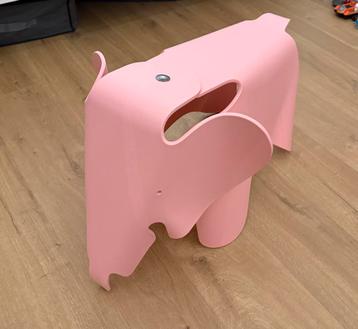 Vitra Olifant groot beschikbaar voor biedingen