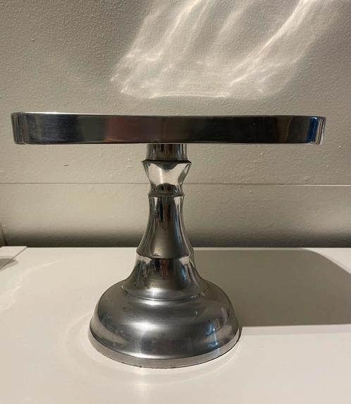 Plateau cakestand dienblad op voet zilverkleurig, Huis en Inrichting, Woonaccessoires | Etagères, Gebruikt, Ophalen of Verzenden