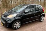 PEUGEOT 107 AUTOMAAT AIRCO LPG!!! 5 deurs, Auto's, Stof, Zwart, Zwart, Particulier