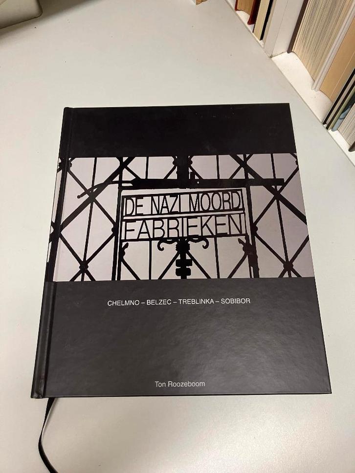 De Nazi moordfabrieken Chelmno Belzec Treblinka Sobibor, Boeken, Oorlog en Militair, Gelezen, Algemeen, Tweede Wereldoorlog, Ophalen of Verzenden