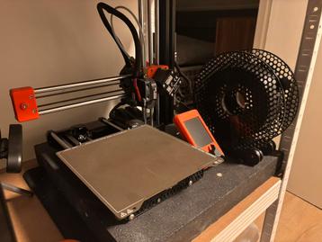 Prusa Mini+ 3D Printer – slechts 86 printuren – ZGAN beschikbaar voor biedingen
