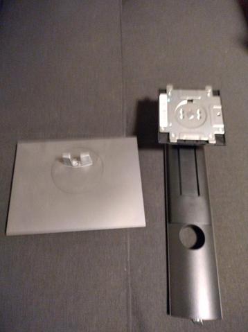 Dell 27 inch Monitorstandaard beschikbaar voor biedingen