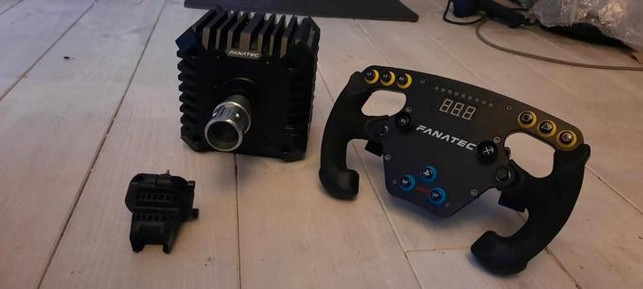 Fanatec csl dd, Spelcomputers en Games, Games | Pc, Zo goed als nieuw, Racen en Vliegen, 1 speler, Vanaf 3 jaar, Ophalen of Verzenden