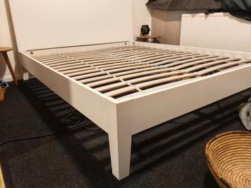 Mooi bedframe incl. lattenbodem 160 x 200 - afbeelding 2