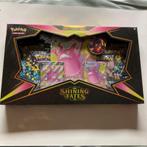 Shining Fates Crobat V & Vmax box, Hobby en Vrije tijd, Verzamelkaartspellen | Pokémon, Nieuw, Foil, Ophalen, Boosterbox