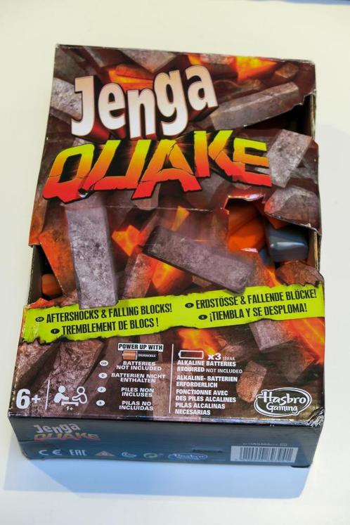 Jenga Quake - Spel van Hasbro, Hobby en Vrije tijd, Gezelschapsspellen | Overige, Zo goed als nieuw, Een of twee spelers, Drie of vier spelers