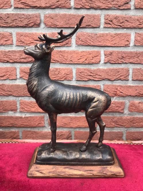mooi gietijzeren beeld, TROTS EDELHERT, Antiek en Kunst, Curiosa en Brocante, Ophalen of Verzenden