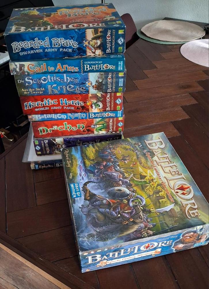 BattleLore 1e editie (Duitstalig) + Uitbreidingen, Hobby en Vrije tijd, Gezelschapsspellen | Bordspellen, Zo goed als nieuw, Een of twee spelers