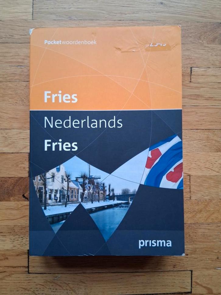 Prisma Nederlands Fries en fries Nederlands woordenboek, Boeken, Woordenboeken, Zo goed als nieuw, Nederlands, Prisma of Spectrum