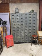metalen industriële lade kast, Ophalen