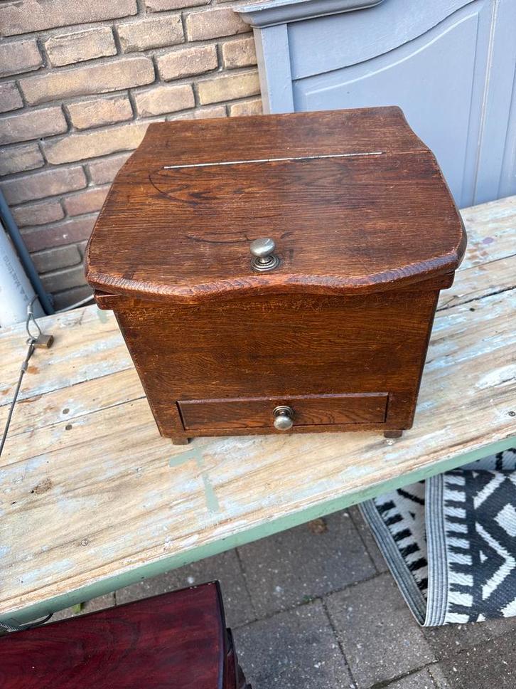 Theekastje of sigarenkastje, Huis en Inrichting, Woonaccessoires | Kisten, Zo goed als nieuw, Minder dan 50 cm, Eikenhout, Ophalen