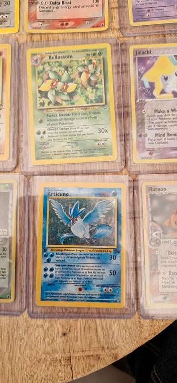 Verzameling oude pokémonkaarten  beschikbaar voor biedingen