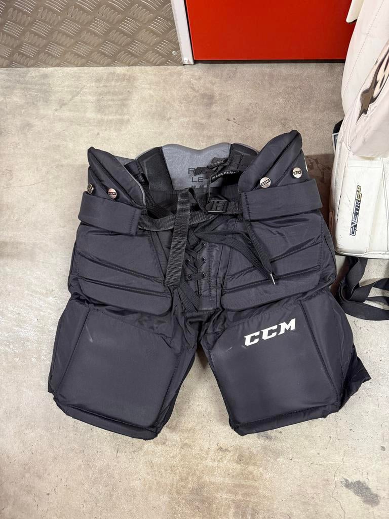 CCM Goalie Broek Intermedian - Training, Sport en Fitness, IJshockey, Ophalen of Verzenden, Zo goed als nieuw, Kleding
