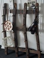 Oude houten eg "pinnenrek" landelijk shabby rustiek sober, Antiek en Kunst, Ophalen