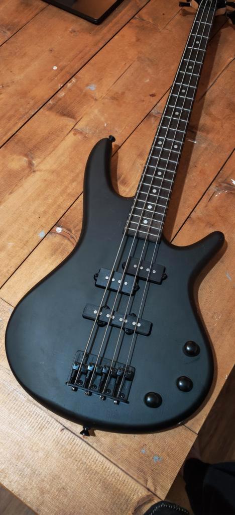 Ibanez Gio Soundgear mikro basgitaar, Muziek en Instrumenten, Snaarinstrumenten | Gitaren | Bas, Zo goed als nieuw, Ophalen