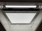 Velux dakraam GGL SK06 +verduisterend rolgordijn/plissé/hor, Doe-het-zelf en Verbouw, Glas en Ramen, Ophalen, Gebruikt, 80 tot 120 cm