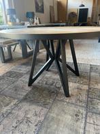 Ronde eettafel oud eikenhout. Onderstel Studio Henk, Huis en Inrichting, Tafels | Eettafels, Ophalen, 100 tot 150 cm, Zo goed als nieuw