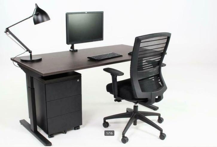 ACTIE! Verstelbare bureau's Dark Oak 160x80cm en 120x80cm, Huis en Inrichting, Bureaus, Zo goed als nieuw, In hoogte verstelbaar
