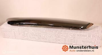 Sierlijst achterklep Renault Captur ('13-'19) 848105451R beschikbaar voor biedingen