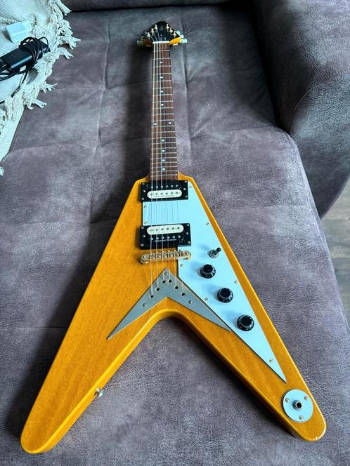 1999 58 Epiphone Korina Flying V, Muziek en Instrumenten, Snaarinstrumenten | Gitaren | Elektrisch, Zo goed als nieuw, Epiphone