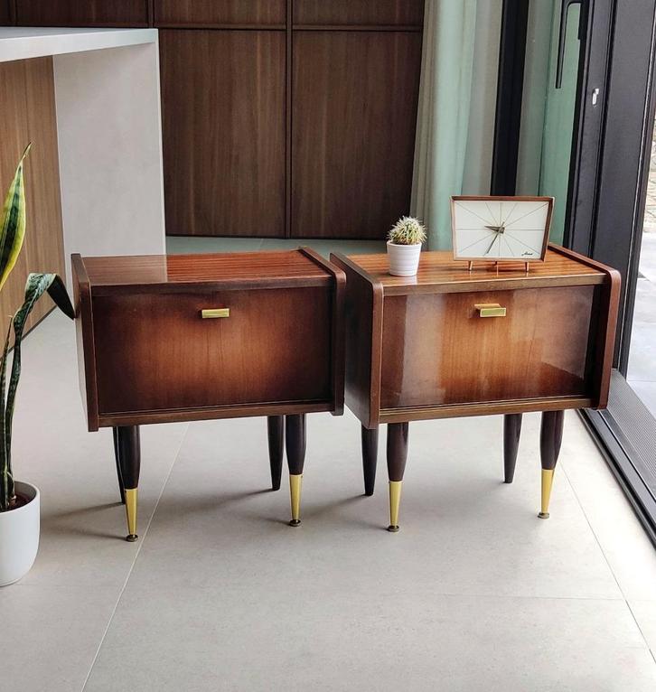 Prachtige set vintage nachtkastjes, Huis en Inrichting, Slaapkamer | Nachtkastjes, Zo goed als nieuw, Hout, Ophalen