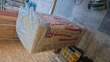 Isolatiemateriaal  beschikbaar voor biedingen