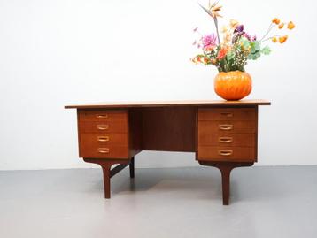 Vintage bureau | dubbelzijdig | Deens | Teak beschikbaar voor biedingen