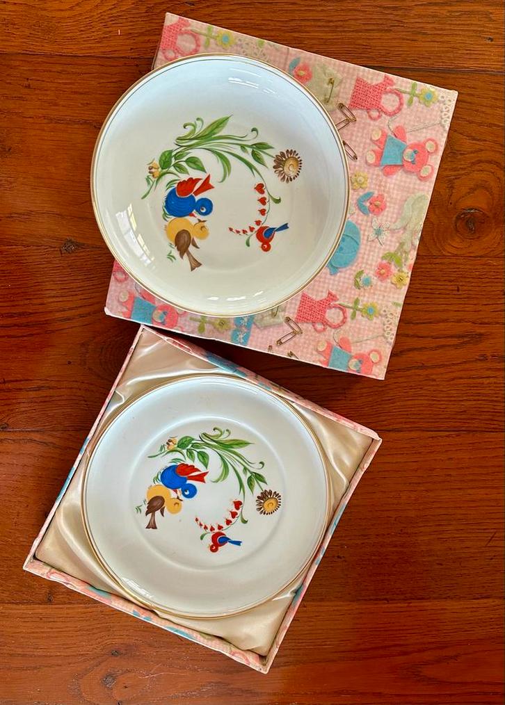Limoges Kinderbordje & Schaaltje - Nieuw!, Antiek en Kunst, Antiek | Servies compleet, Ophalen of Verzenden