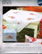 Cado vervaco borduurpakket dekservet, kleurige bloemen, Ophalen of Verzenden, Nieuw, Handborduren, Borduurpakket