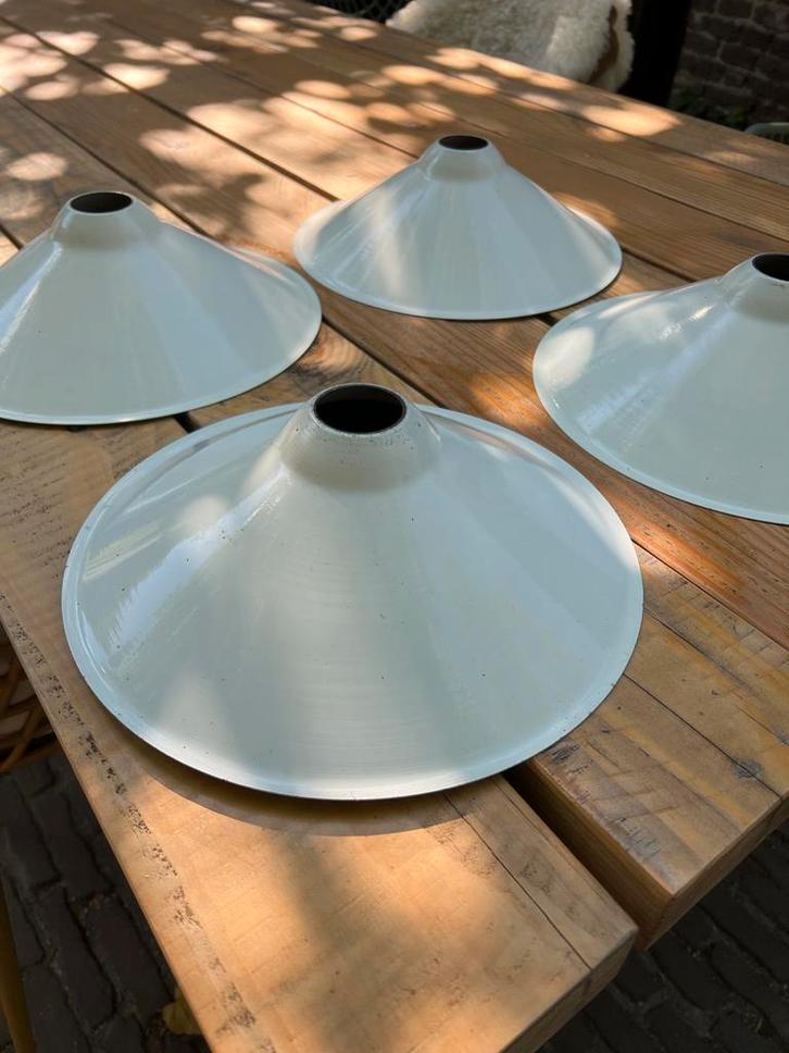 4 Vintage IKEA Lampenkappen - Wit industrieel design, Huis en Inrichting, Lampen | Lampenkappen, Zo goed als nieuw, Minder dan 25 cm