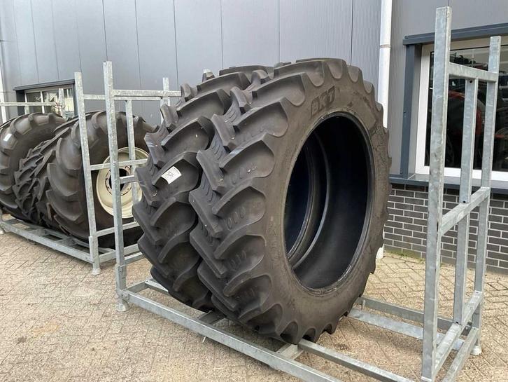 BKT Agrimax RT 855 Band (2x), Zakelijke goederen, Agrarisch | Onderdelen | Banden, Velgen en Assen