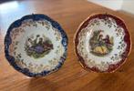 2 x Limoges porcelein bordjes op standaard., Ophalen of Verzenden
