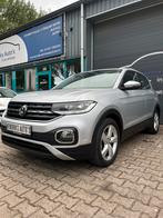 Volkswagen T-Cross 1.0 TSI Led | Navigatie |, Voorwielaandrijving, Bedrijf, Handgeschakeld, Grijs