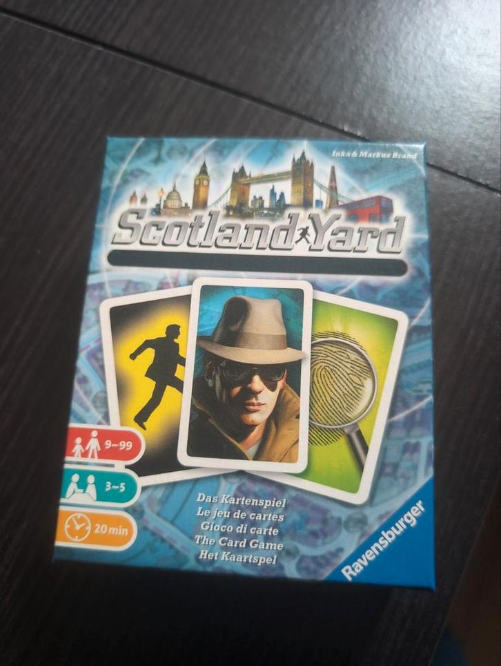 Scotland Yard Kaartspel - Ravensburger, Hobby en Vrije tijd, Gezelschapsspellen | Kaartspellen, Zo goed als nieuw, Drie of vier spelers
