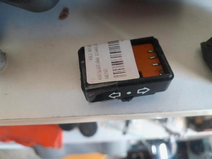 Puch Manet / Z-ONE NOS lichtschakelaar, Fietsen en Brommers, Brommeronderdelen | Puch, Nieuw, Ophalen