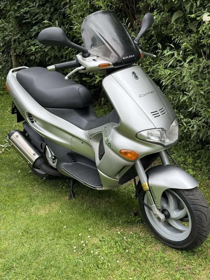 Runner 125cc op a1 te ruil met een zip 183cc op a1, Fietsen en Brommers, Brommeronderdelen | Scooters, Zo goed als nieuw, Piaggio