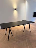 Zwarte Eettafel - Hay - 2 meter, Huis en Inrichting, Tafels | Eettafels, Ophalen, Zo goed als nieuw, Rechthoekig, 50 tot 100 cm