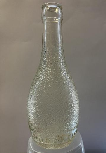 Oude limonade fles Hubertus Sprundel A.G. beschikbaar voor biedingen