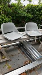 2 redelijke bootstoeltjes, Ophalen, Gebruikt