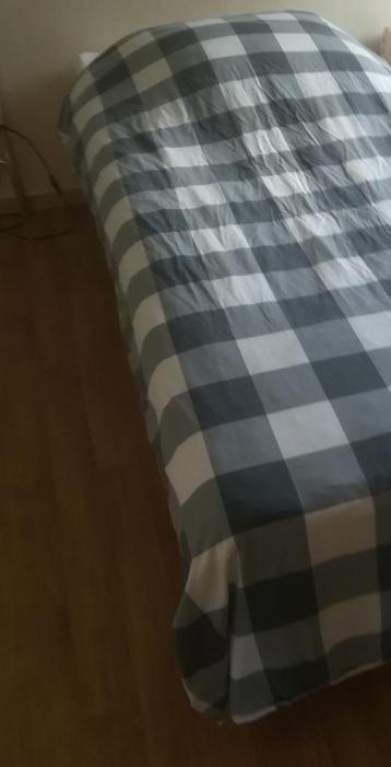 boxspring beschikbaar voor biedingen